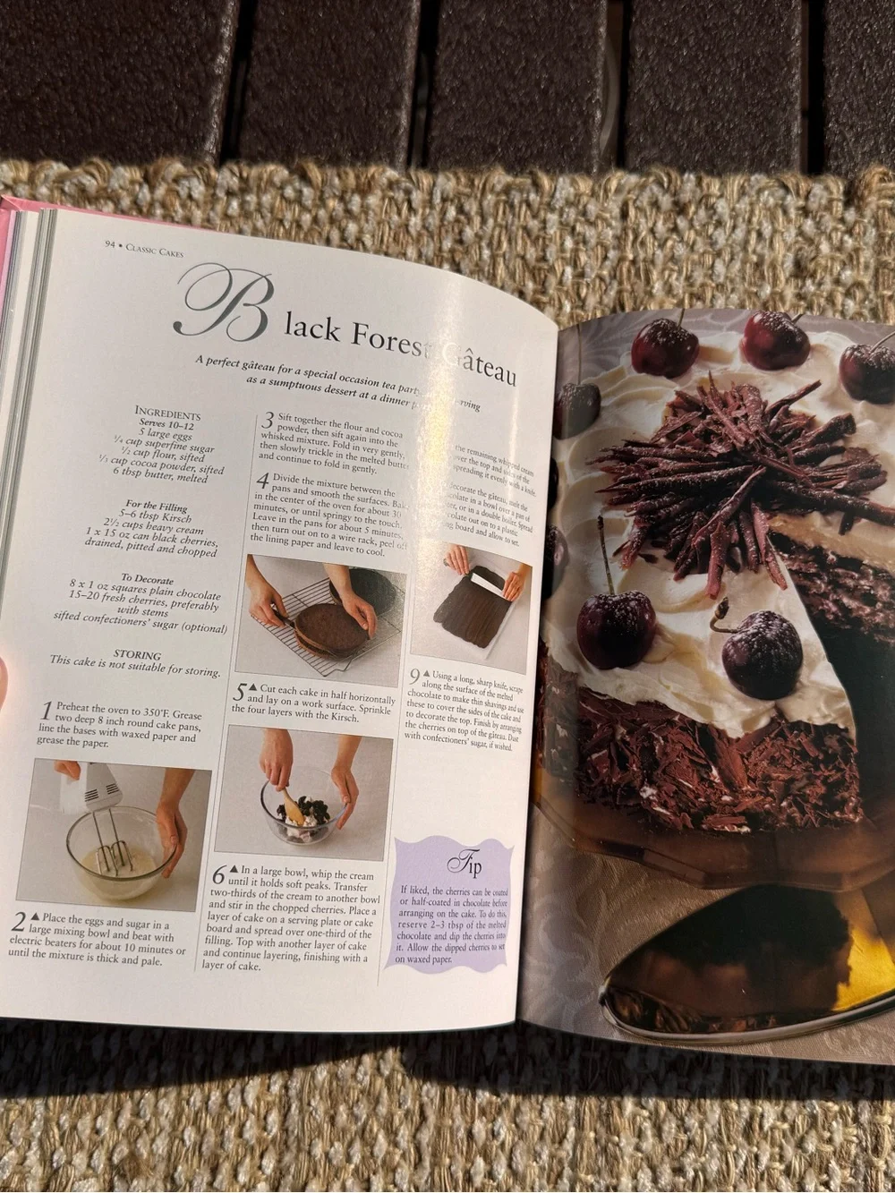 Cakes & Cake Decorating Step by Step Cookbook